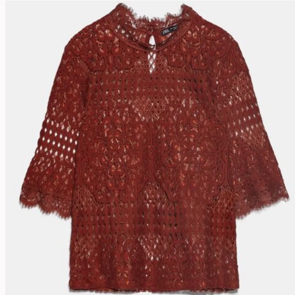✨ Limited Edition ✨ NWT ZARA Lace Top ✨BRAND NEW W TAGS!✨